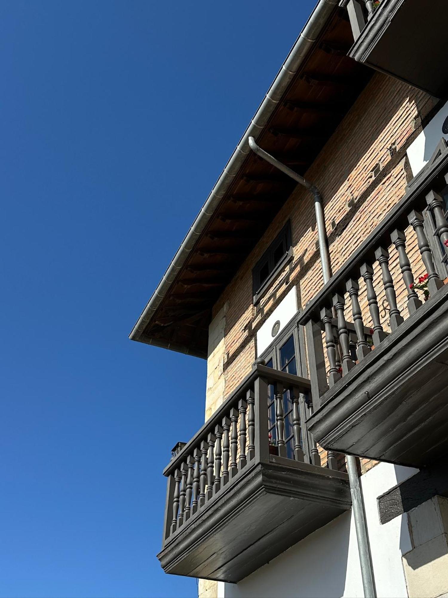 Hotel Palacio La Casona De Cerrazo Esterno foto