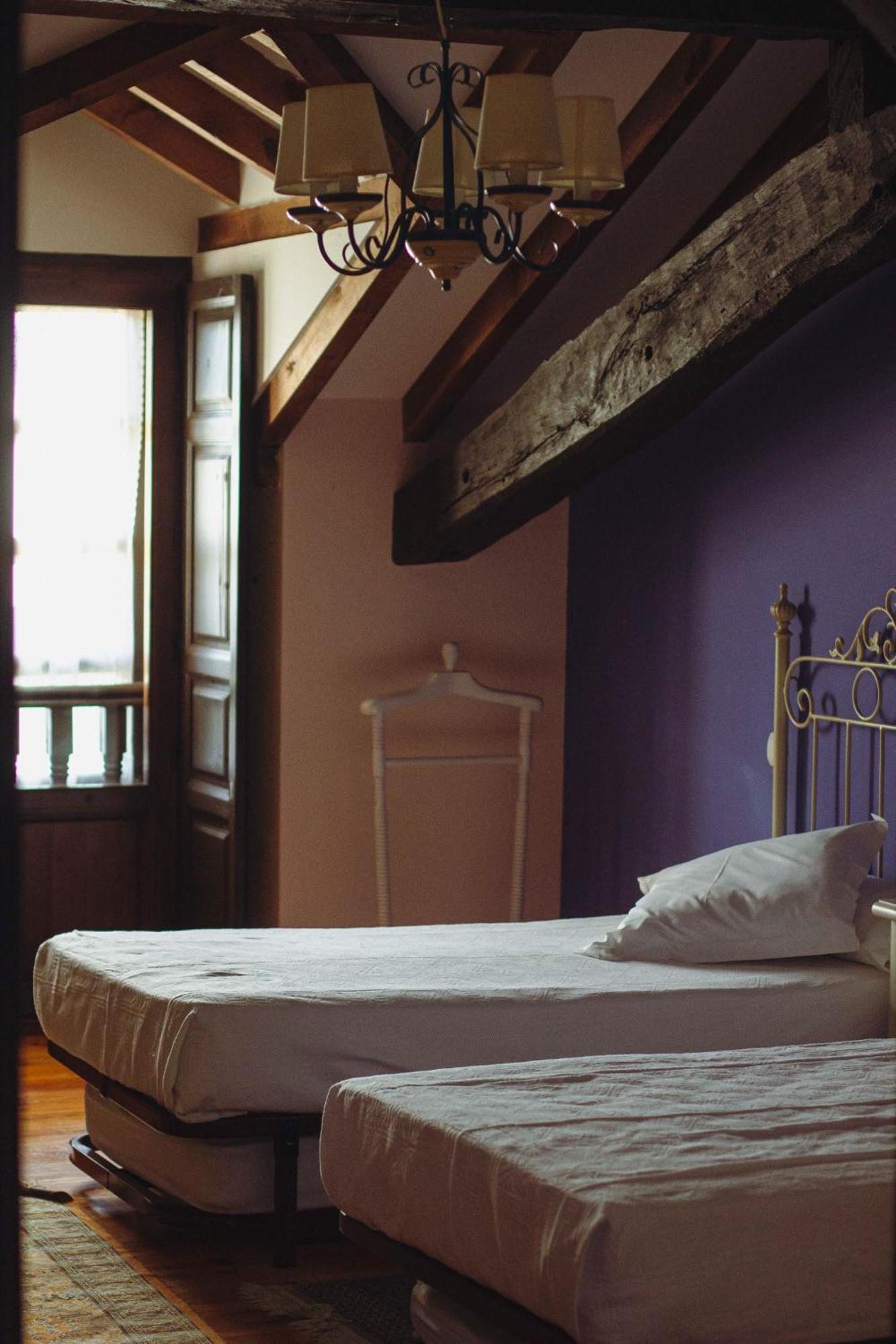Hotel Palacio La Casona De Cerrazo Esterno foto