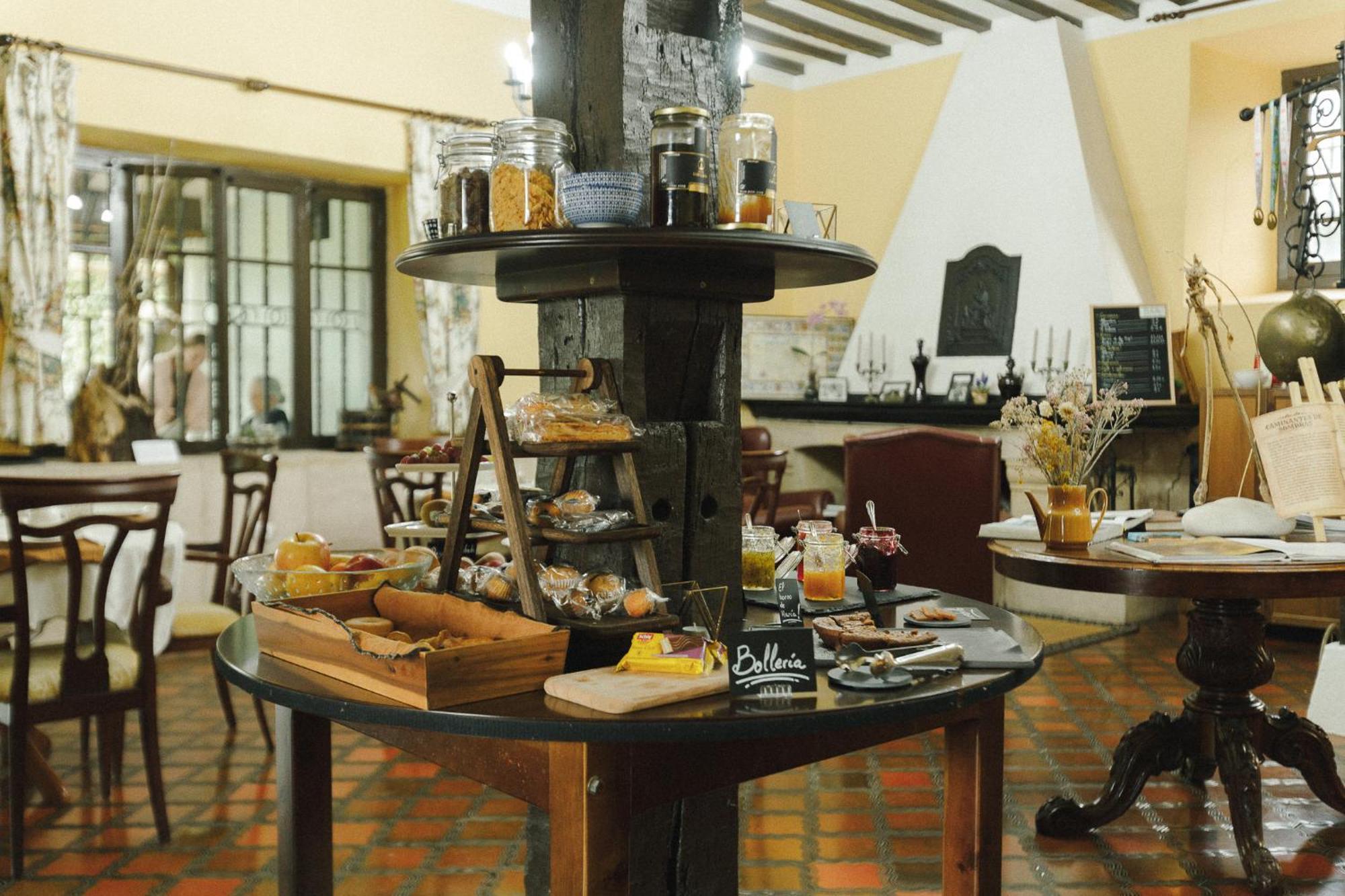 Hotel Palacio La Casona De Cerrazo Esterno foto