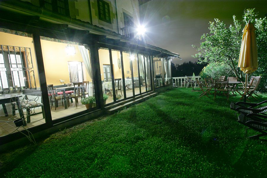 Hotel Palacio La Casona De Cerrazo Esterno foto